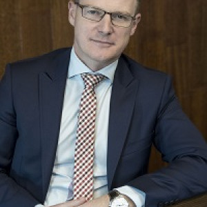  Krzysztof Krystowski