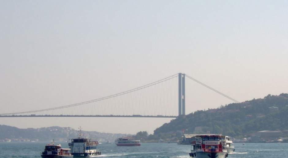 Turcja wprowadzi klauzulę Konwencji z Montreux, pozwalającą na ograniczenie ruchu statków rosyjskich w cieśninach tureckich
