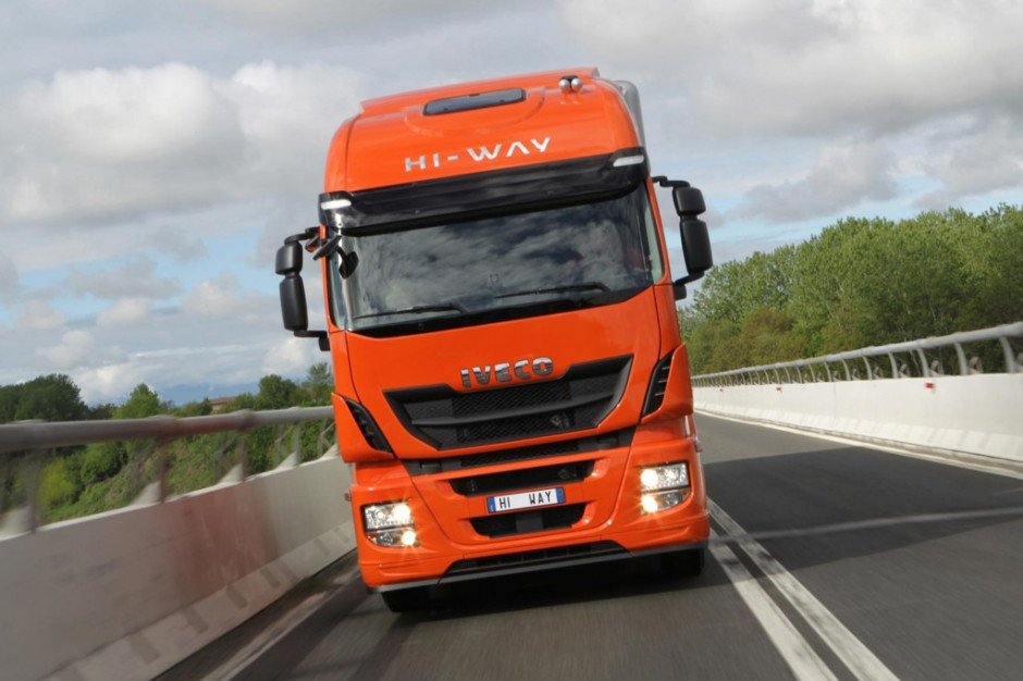 Zdjęcia: Stralis Hi-Way: Nowe Ciężkie Iveco