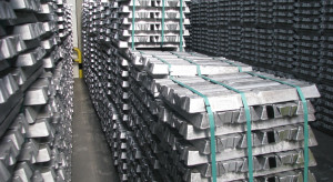 Chiny zwiększają produkcję aluminium.  Wykorzystują do tego tanią energię elektryczną