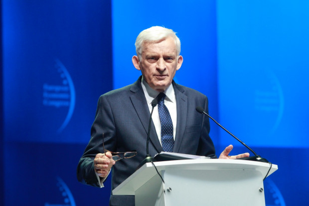 W inauguracyjnej sesji udział wziął również b. premier i b. szef PE Jerzy Buzek, przewodniczący Rady EEC