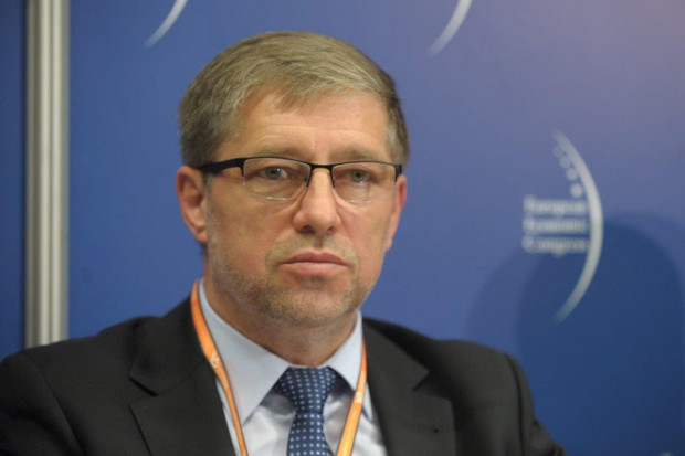 Edward Laufer, prezes zarządu, Vantage Development SA