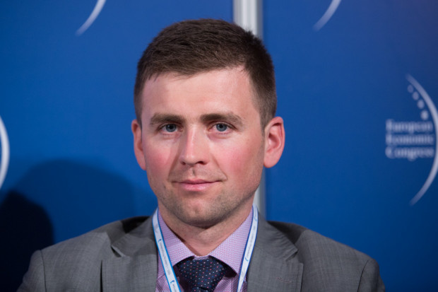 Damian Szewczyk - absolwent Uniwersytetu Ekonomicznego w Krakowie, członek zarządu, Młodzi Reformują Polskę
