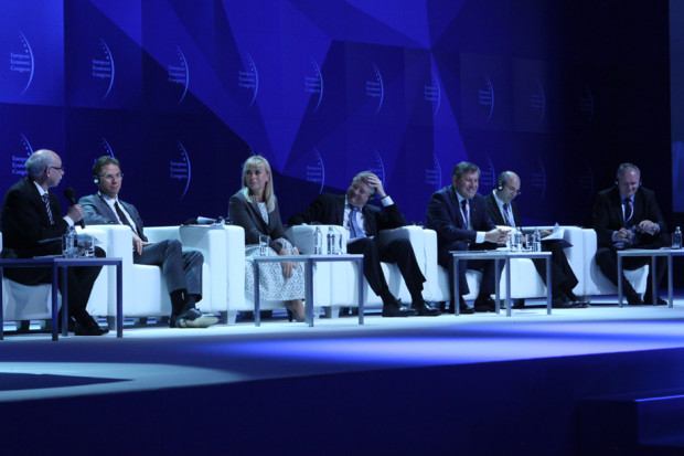 300 billion for the new Europe. The large-scale investment programme of the European Union