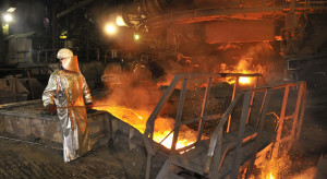 British Steel zmniejsza liczbę kierowników, tnie administrację
