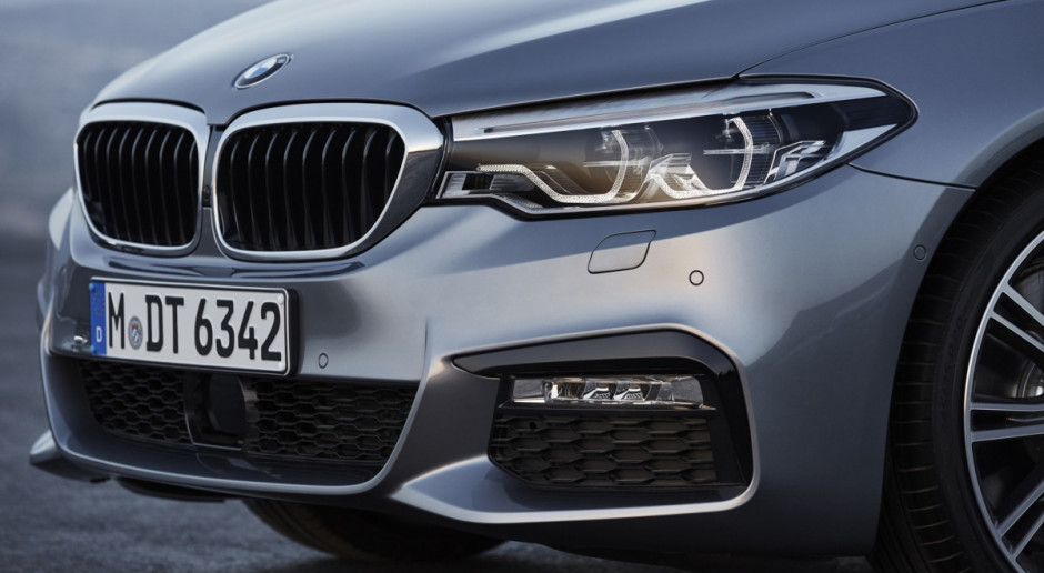 BMW szuka oszczędności; przewiduje dalszy spadek zysku