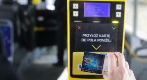 Asseco zastąpiło automat biletowy smartfonem