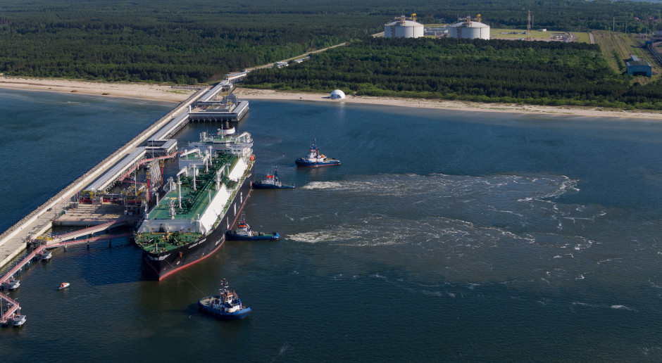 Polska potrzebowałaby floty 11-20 gazowców, by samodzielnie importować gaz LNG