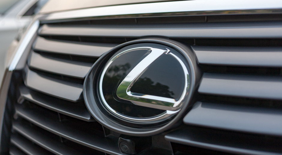 Lexus przedstawił autonomiczną limuzynę - model LS+ Concept