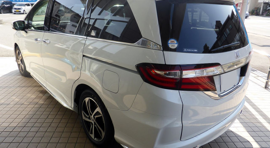 Honda przeprowadzi kontrole 900 tys. minivanów Odyssey