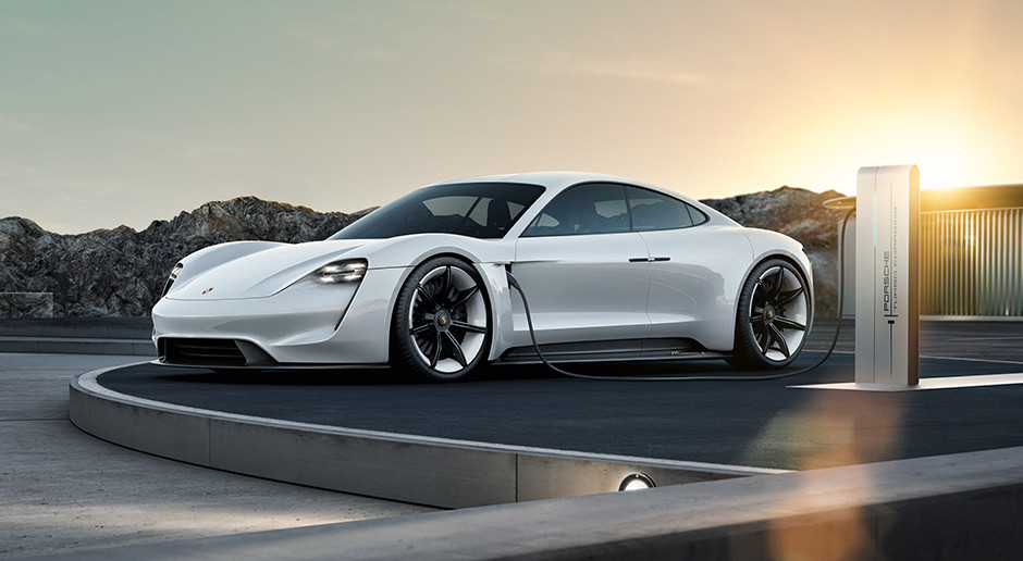 Porsche podwaja wydatki na elektromobilność