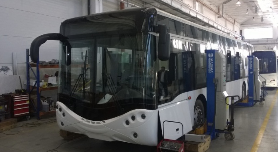 Ursus traci autobusy