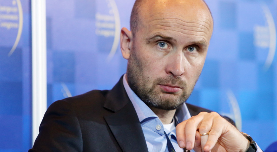Marcin Korolec: elektryfikacja transportu drogowego może napędzić rozwój