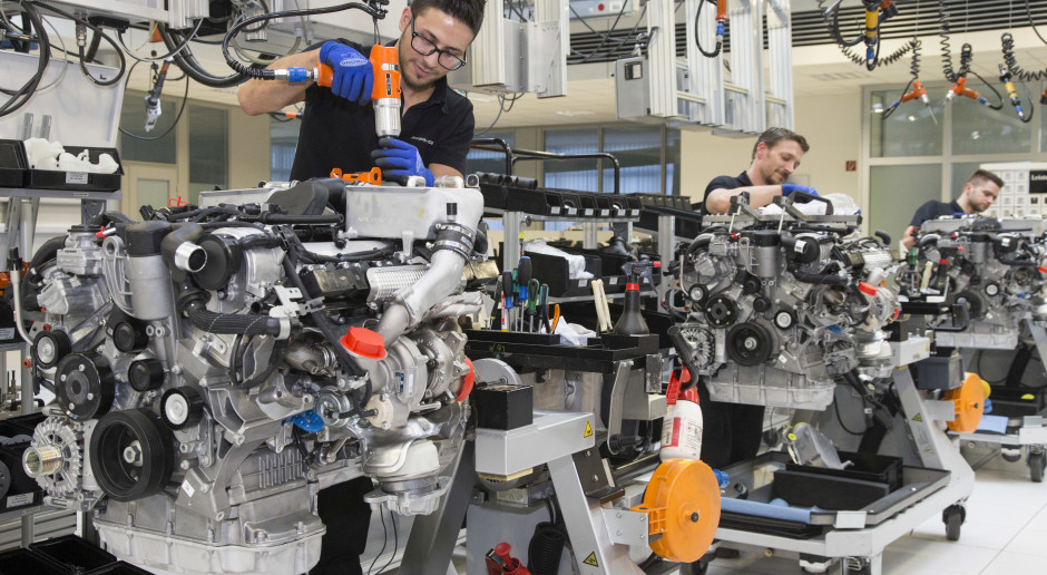 Mercedes wznawia produkcję w Chinach