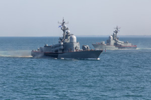 Ukraina: na Morzu Czarnym płonie rosyjski okręt zaopatrzenia