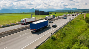 Transport drogowy przeciwko dyktatowi prądu i wodoru w napędach samochodów