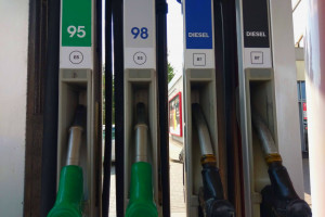 Ceny benzyny i diesla powinny być niższe