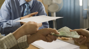 Widać pierwsze oznaki kryzysu - firmy finansują zakupy przez factoring