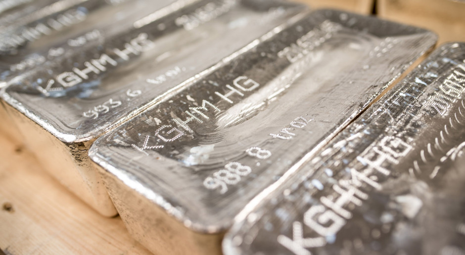 KGHM śrubuje produkcję srebra