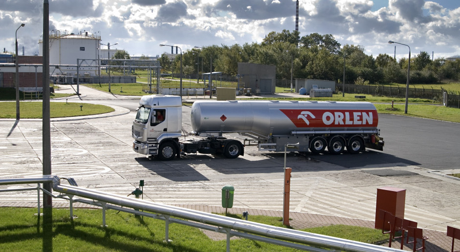 Stacje Orlenu zwiększyły sprzedaż paliwa o 300-400 procent