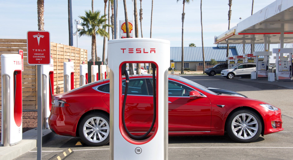 Tesla zdetronizowała Volkswagena
