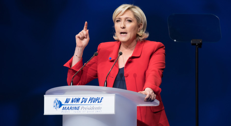 Francja: W internecie nawoływano do obcięcia głowy Zemmourowi i Le Pen