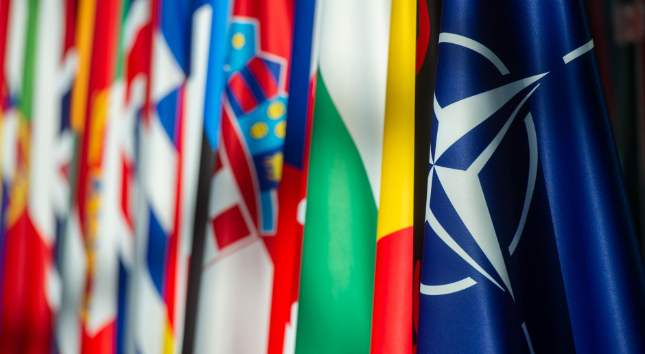 NATO chwali się coraz wyższymi wydatkami krajów Europy na obronność