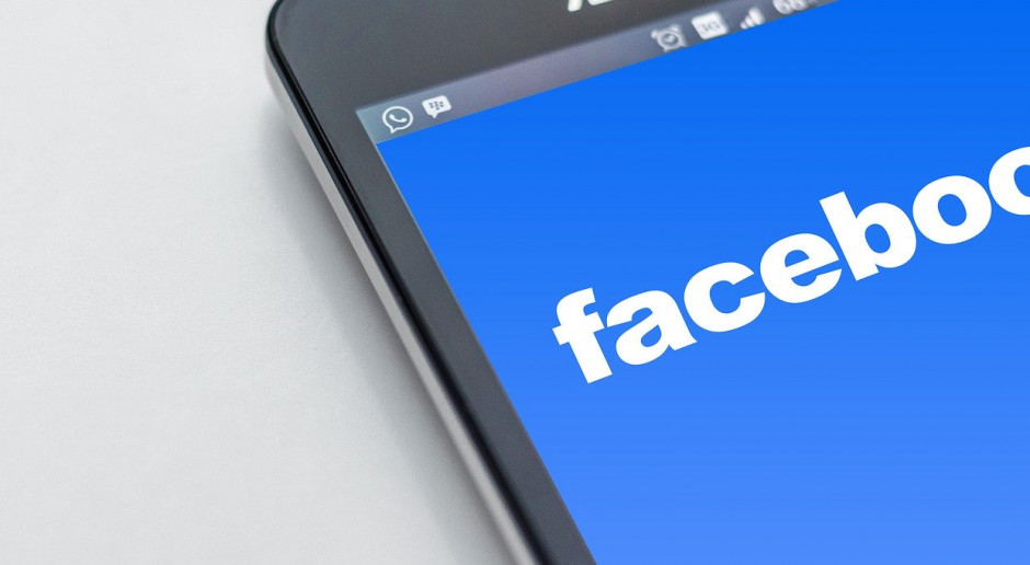 Producenci odzieży rezygnują z reklam na Facebooku. Wskazują na rasizm