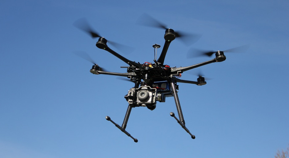 Nowe obowiązki dla operatorów dronów
