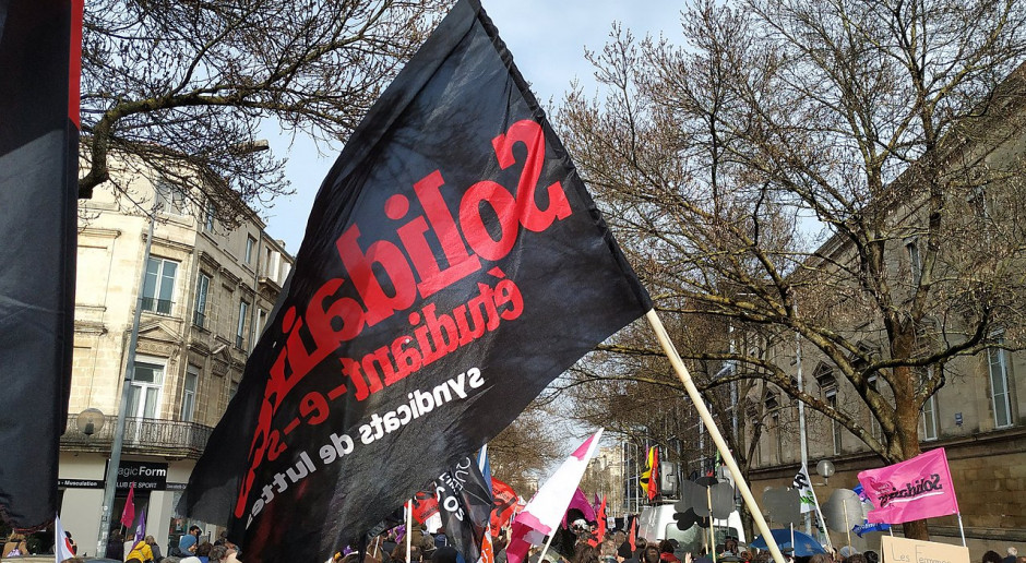 Francuzi nie chcą reformy emerytalnej. Na ulice wyszło ponad 120 tys. ludzi