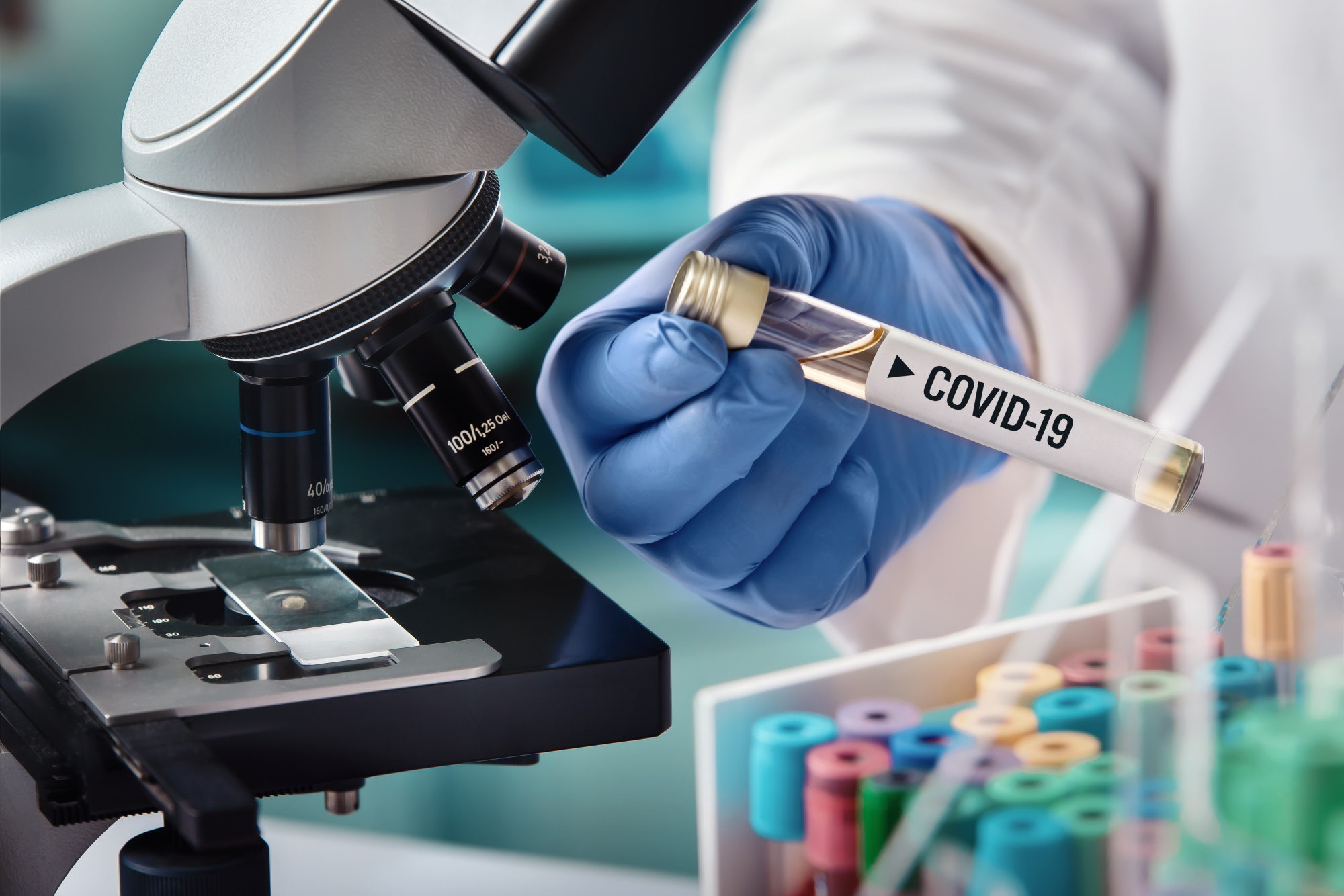 COVID-19 wskazał jednoznacznie na niebezpieczeństwa wynikające z pozyskiwania wyrobów medycznych od oddalonych producentów. Fot. Shutterstock 
