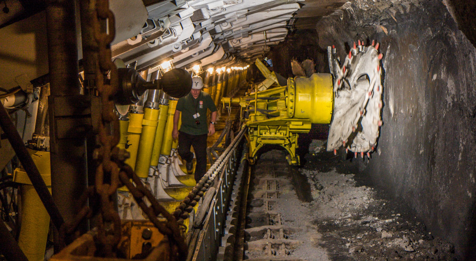 Podziemny protest górników w kolejnych kopalniach