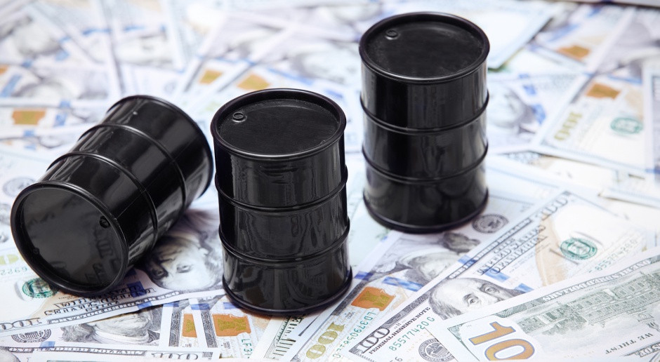 Główny ekonomista PKN Orlen: nadpodaż ropy nie utrzyma się długo