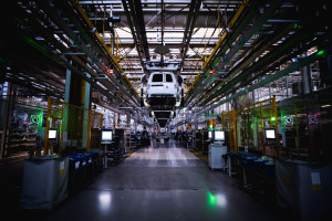 Polska motoryzacja restartuje. Do otwierania szampana bardzo jednak daleko