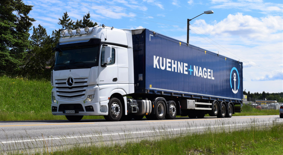 Kuehne+Nagel i UK Greetings dbają o zeroemisyjną logistykę