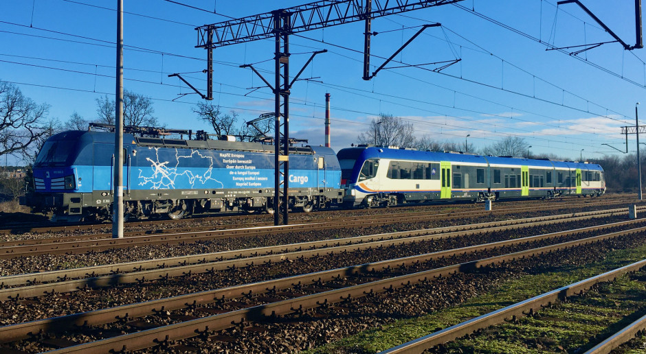 Producenci pociągów w Polsce wzięli się za bary z pandemią. Nikt nie odpuszcza