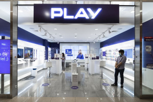 Play kupuje UPC Polska. Rośnie konkurencja dla T-Mobile, Orange i Vectry