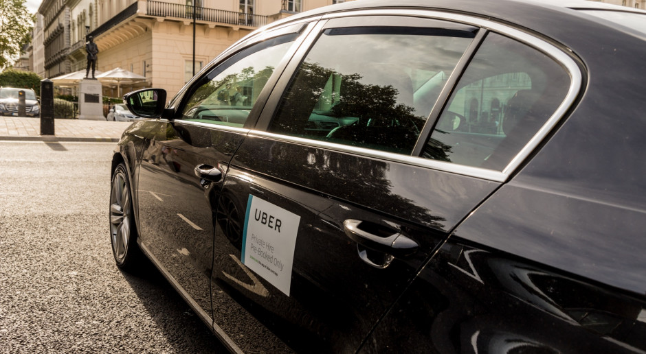 Uber odzyskał przed sądem licencję na działalność w Londynie