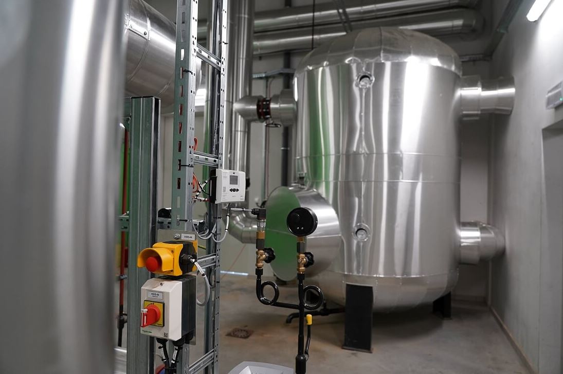 A ampliação do papel da cogeração a gás de alta eficiência para atender à definição de um sistema de aquecimento urbano eficiente após 2035 exige uma alteração na Diretiva EED. Foto: Veolia na Polônia/foto ilustrativa.