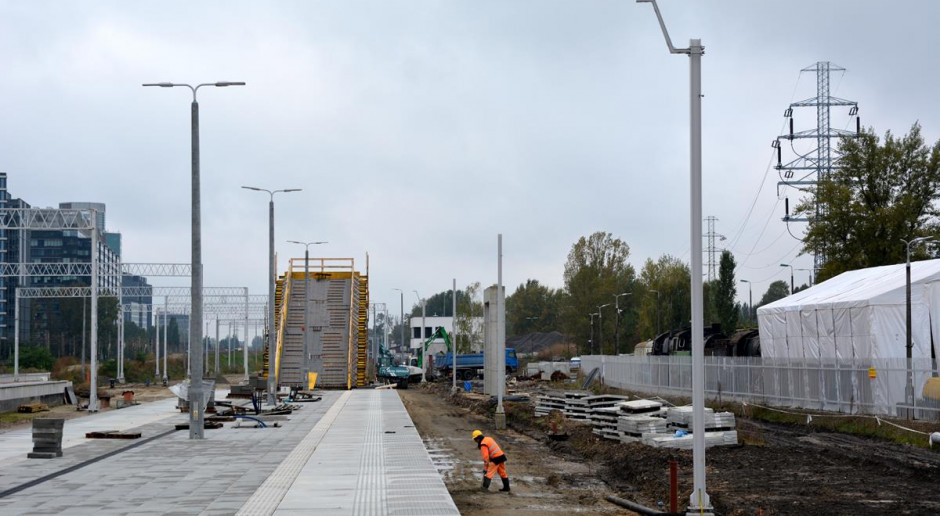 Budowa stacji Warszawa Główna coraz bardziej zaawansowana