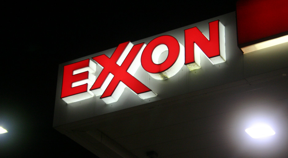 Exxon zwalnia w Kanadzie