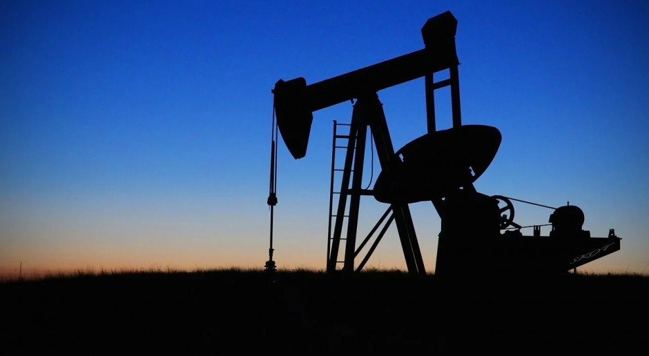 Spadają amerykańskie zapasy ropy naftowej