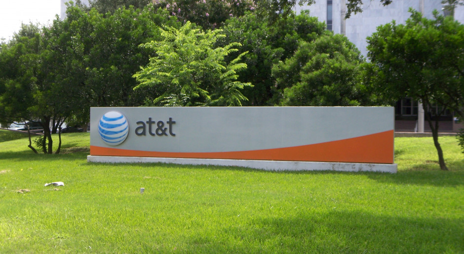 AT&T zwalnia na Słowacji