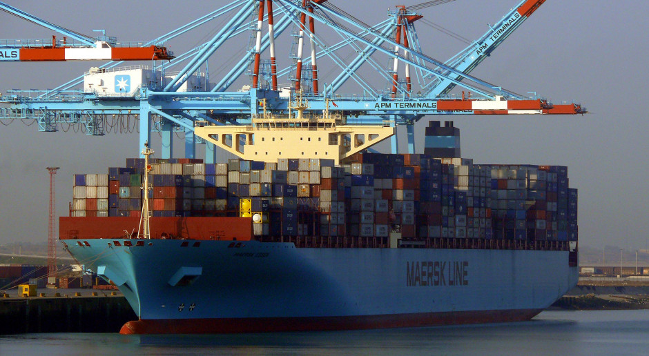 Statek Maersk zgubił na oceanie 750 kontenerów