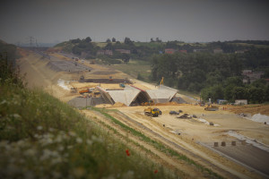 Kropla w morzu inwestycji. Rynek budowlany czeka na przełom