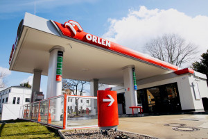 Coraz więcej zagranicznych stacji paliw działa pod marką Orlen