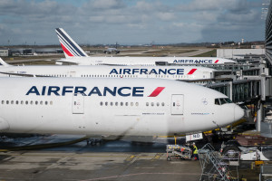 Air France-KLM spłaci pomoc publiczną dzięki nowemu udziałowcowi