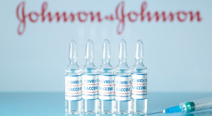 Cessak: Profil bezpieczeństwa szczepionki Johnson & Johnson pozostaje pozytywny