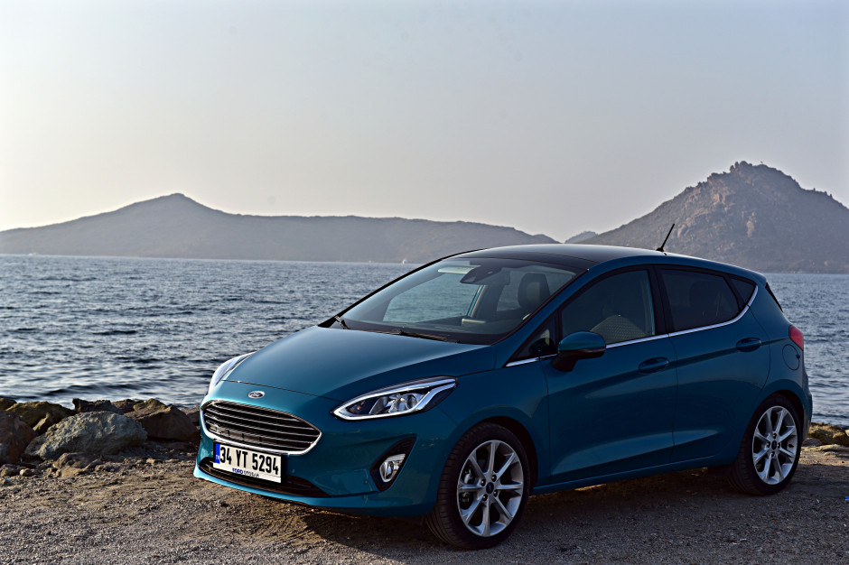 Ford Otosan wstrzymuje produkcję w Turcji