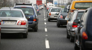 Rząd szykuje finansowy bat na kierowców. Wyższe mandaty i ubezpieczenia